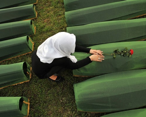Çocukları da büyük kurşunlarla öldürdüler